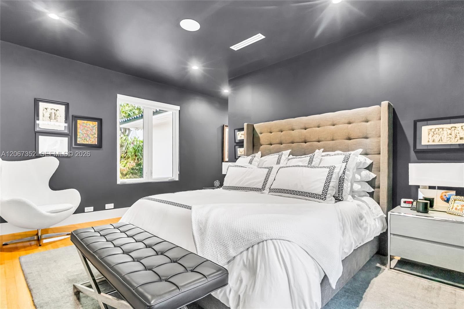460 NE 50th Ter photo 17