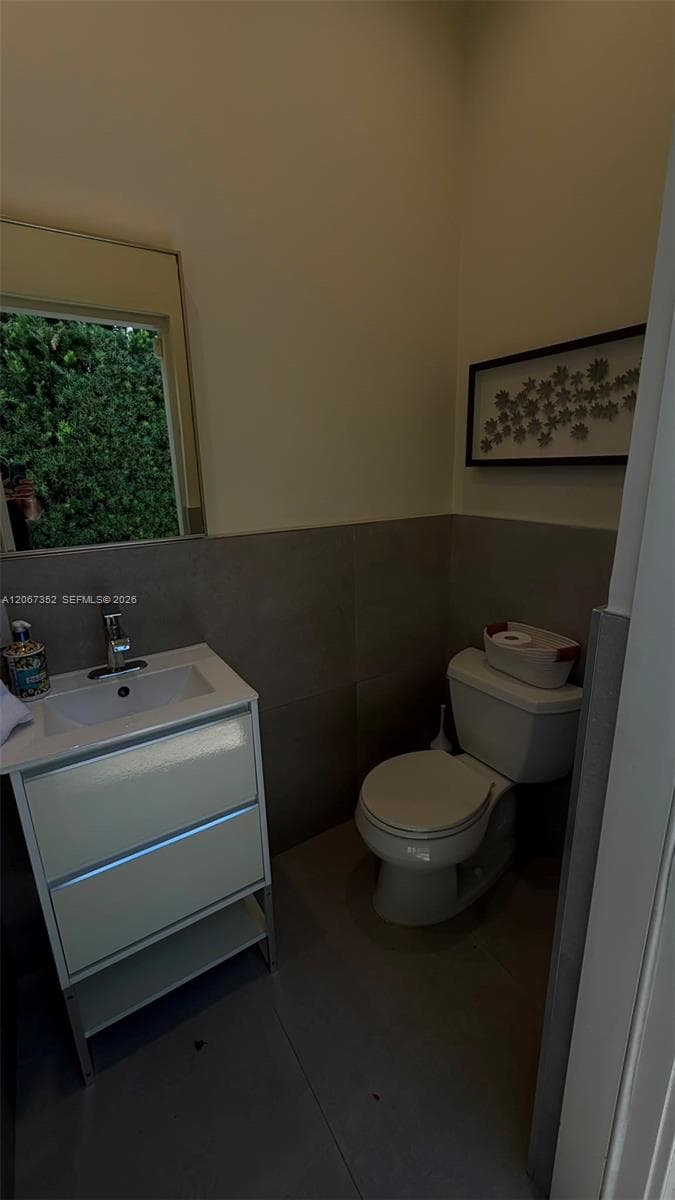 Outdoor pool bathroom
