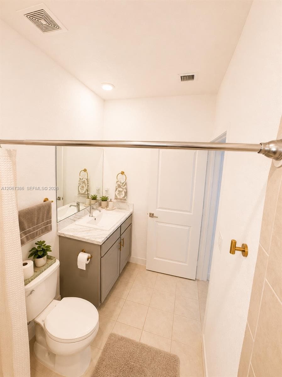 1181 SW 7th Ct #1181 photo 8