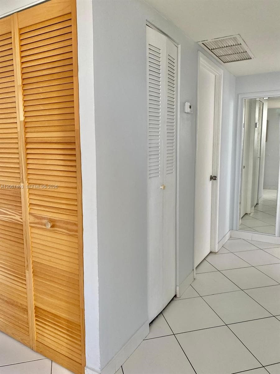 BUCLEY TOWERS · #PH1725E in Miami - Photo 12