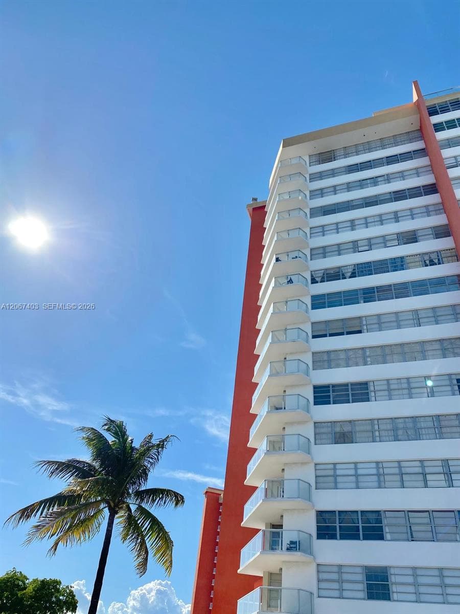 BUCLEY TOWERS · #PH1725E in Miami - Photo 33