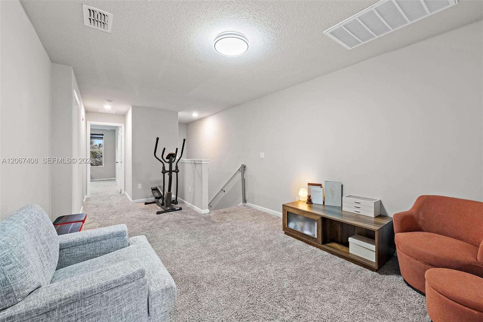 1616 Lindley St photo 13