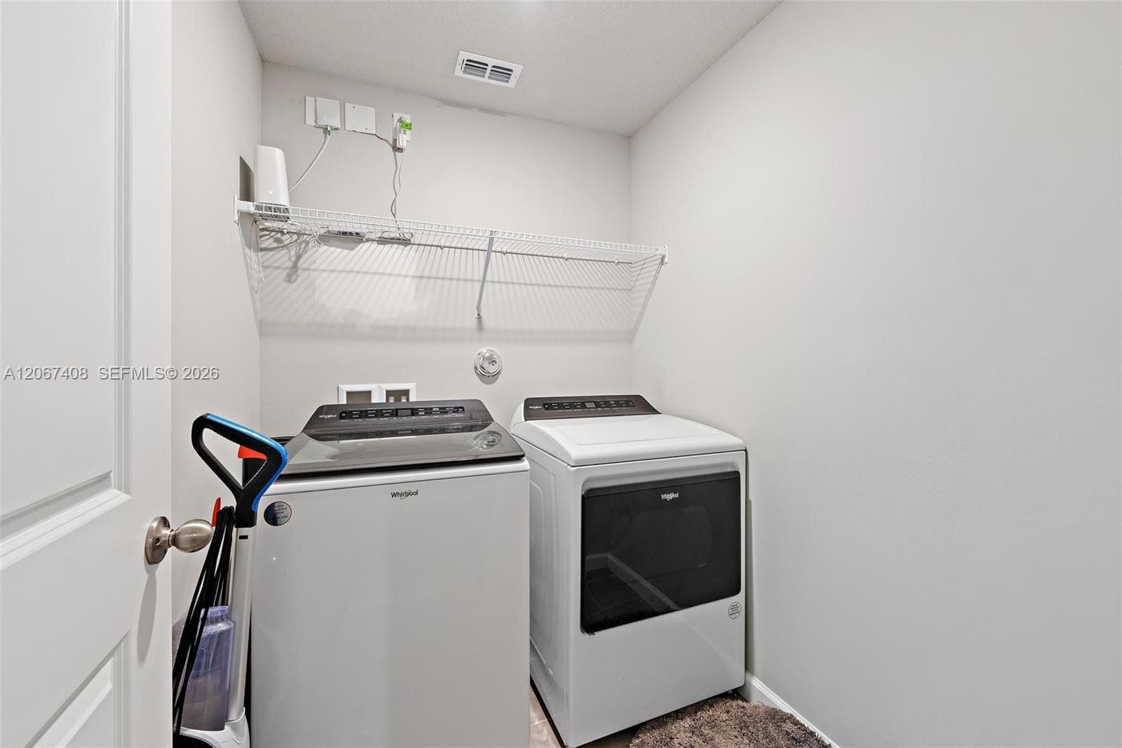 1616 Lindley St photo 17