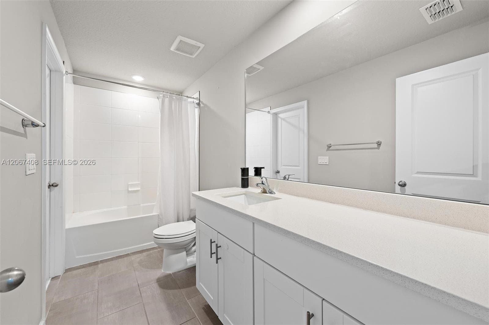 1616 Lindley St photo 16