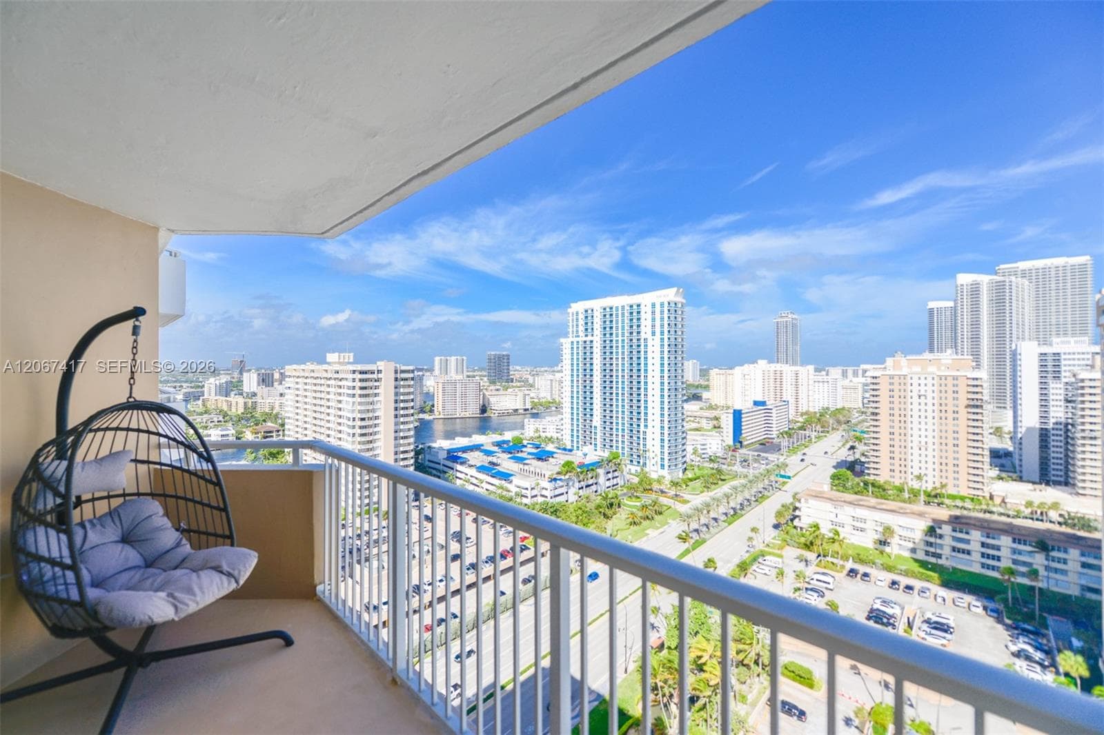 HEMISPHERES CONDO · #20K in Hallandale Beach - Photo 6