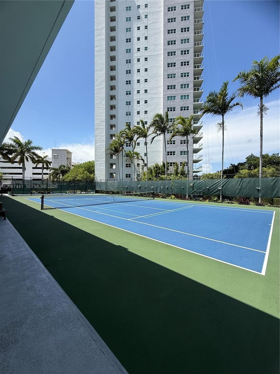 THE OAKS I CONDO · #1104 in North Miami - Photo 62
