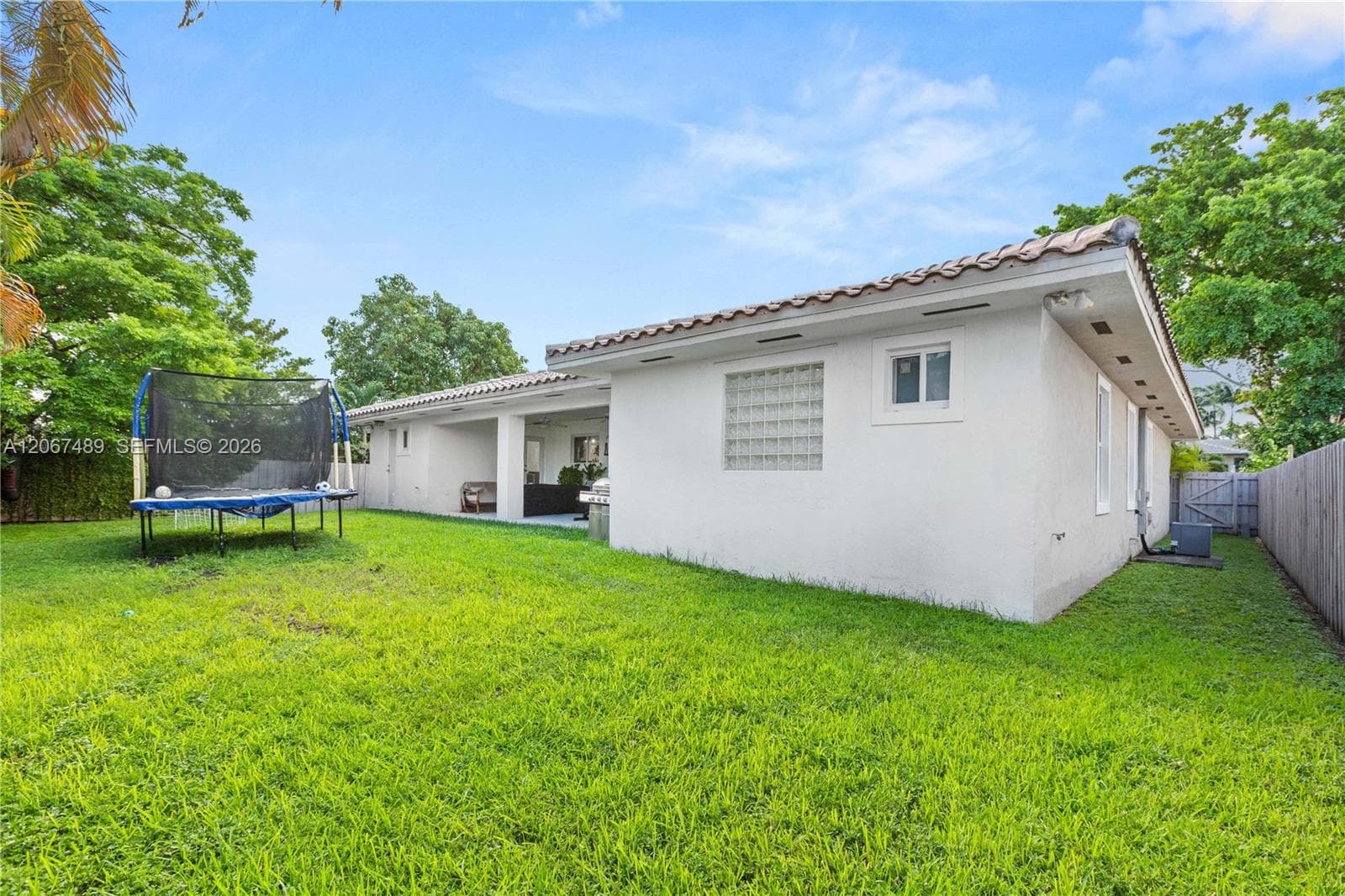 9840 NW 28th Ter photo 39