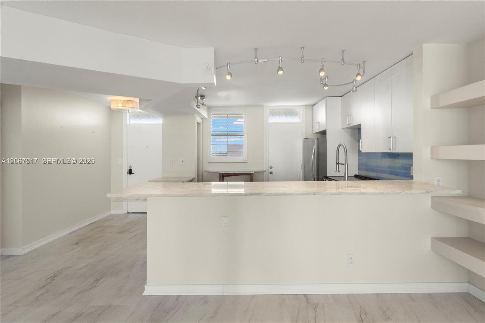 CORAL ISLE EAST CONDO · #904 in North Miami Beach - Photo 7