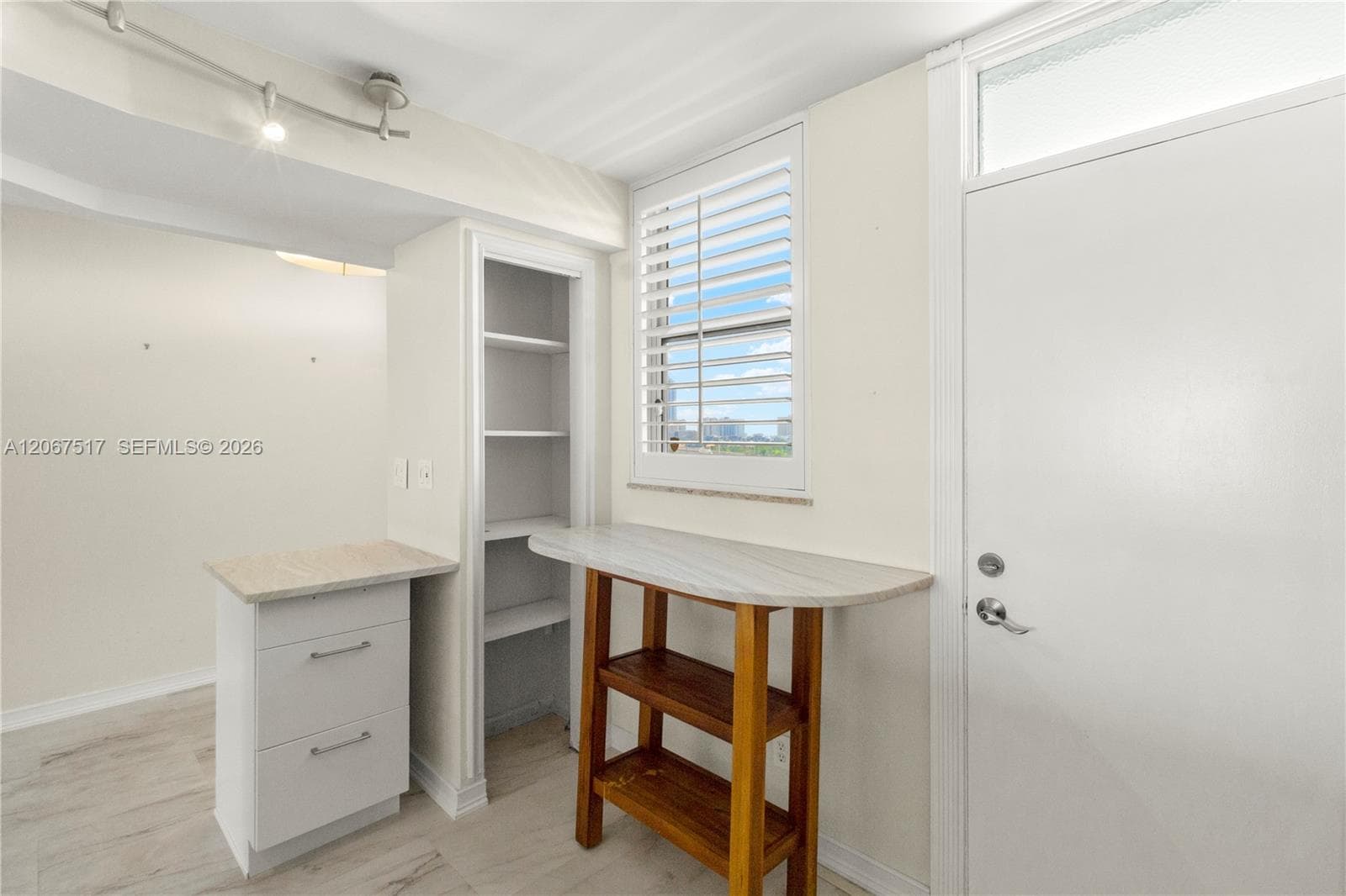 CORAL ISLE EAST CONDO · #904 in North Miami Beach - Photo 9