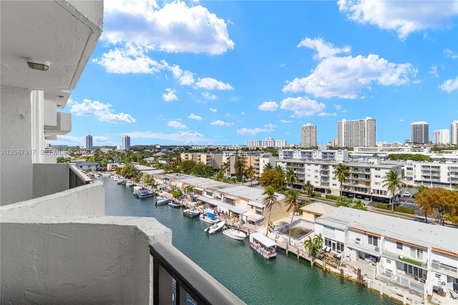 CORAL ISLE EAST CONDO · #904 in North Miami Beach - Photo 18