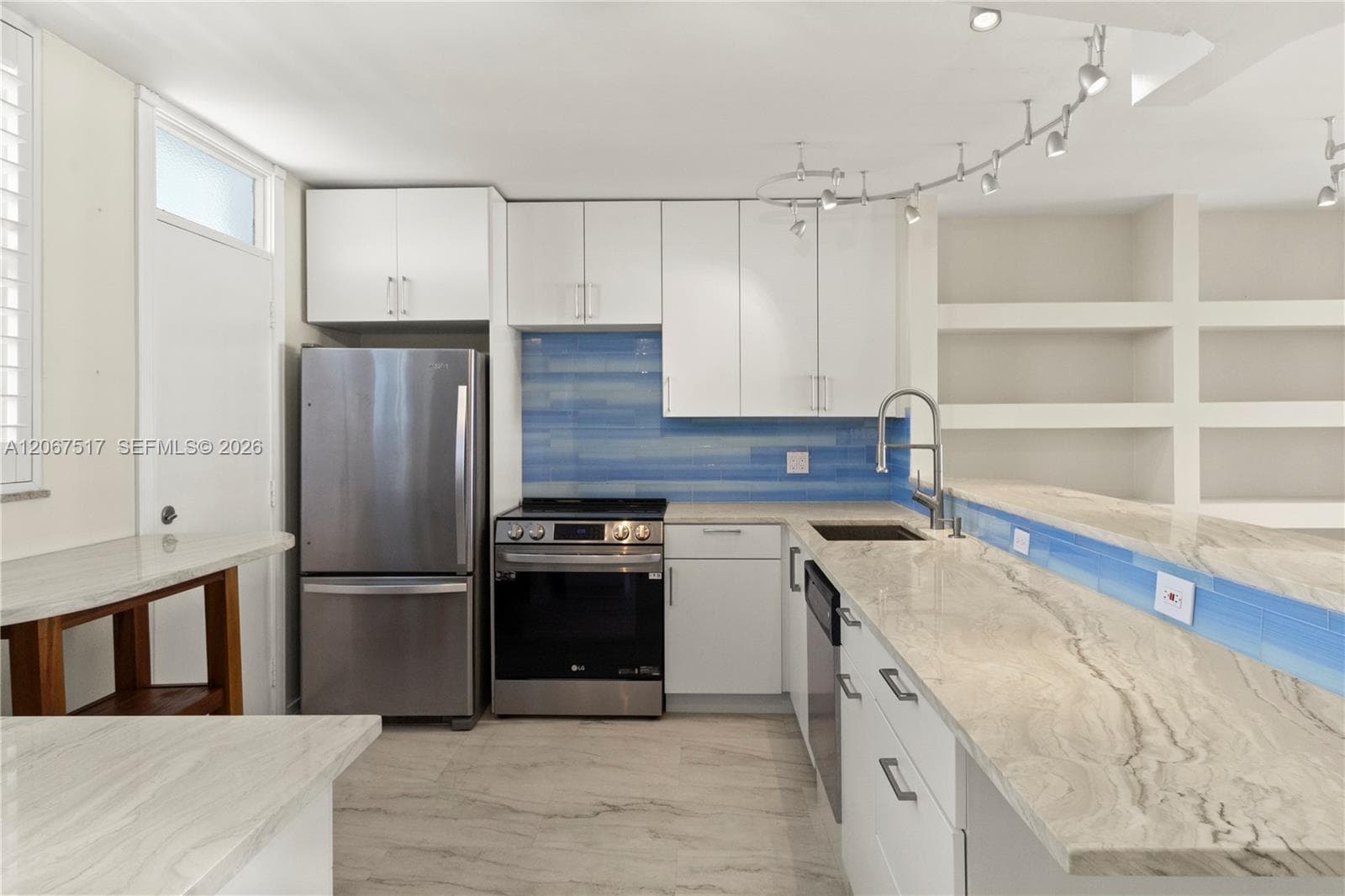 CORAL ISLE EAST CONDO · #904 in North Miami Beach - Photo 11