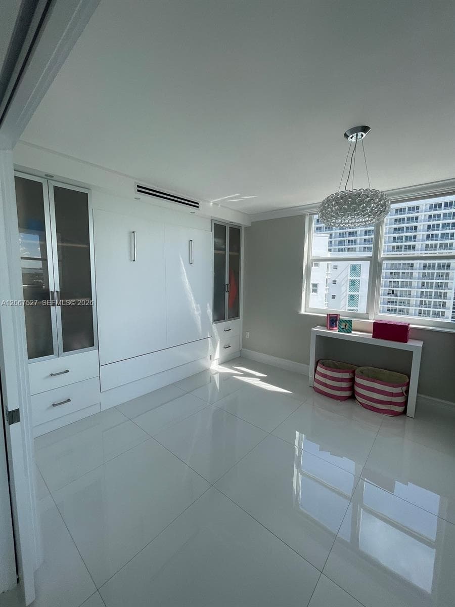 THE CARRIAGE CLUB SOUTH C · #14A in Miami Beach - Photo 7