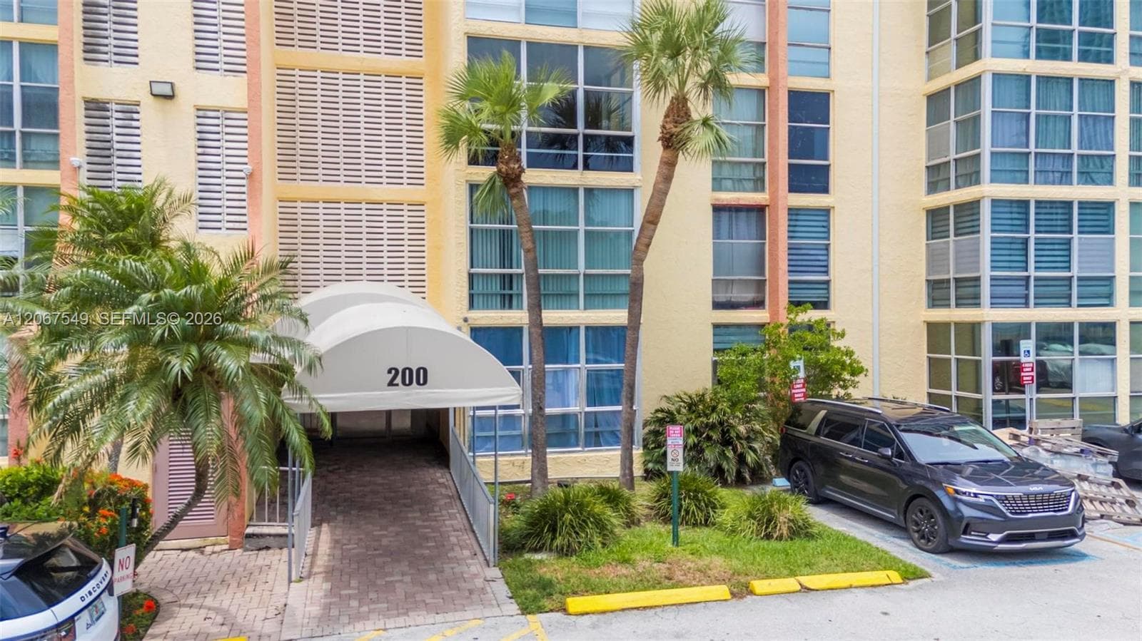 AVILA SOUTH CONDO · #112 in Sunny Isles Beach - Photo 2