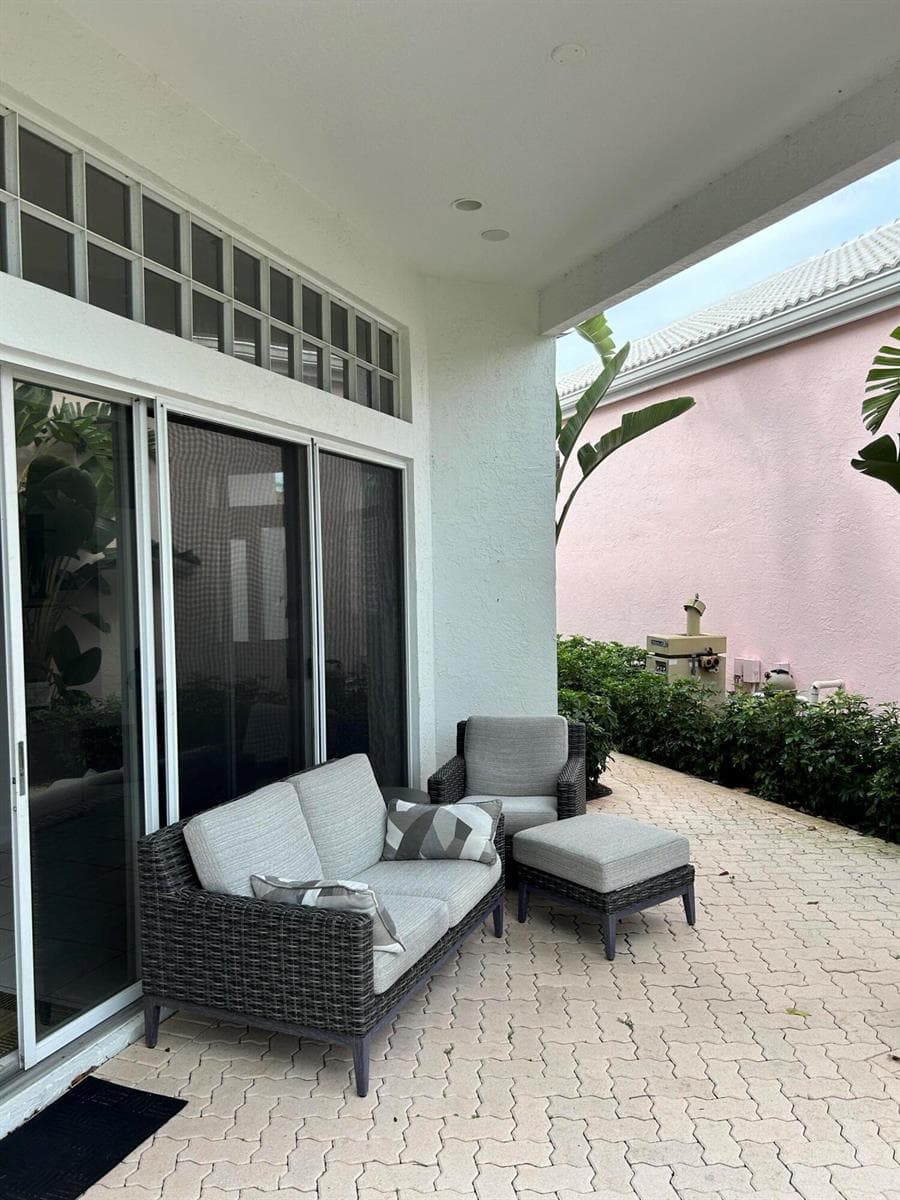 coverd patio