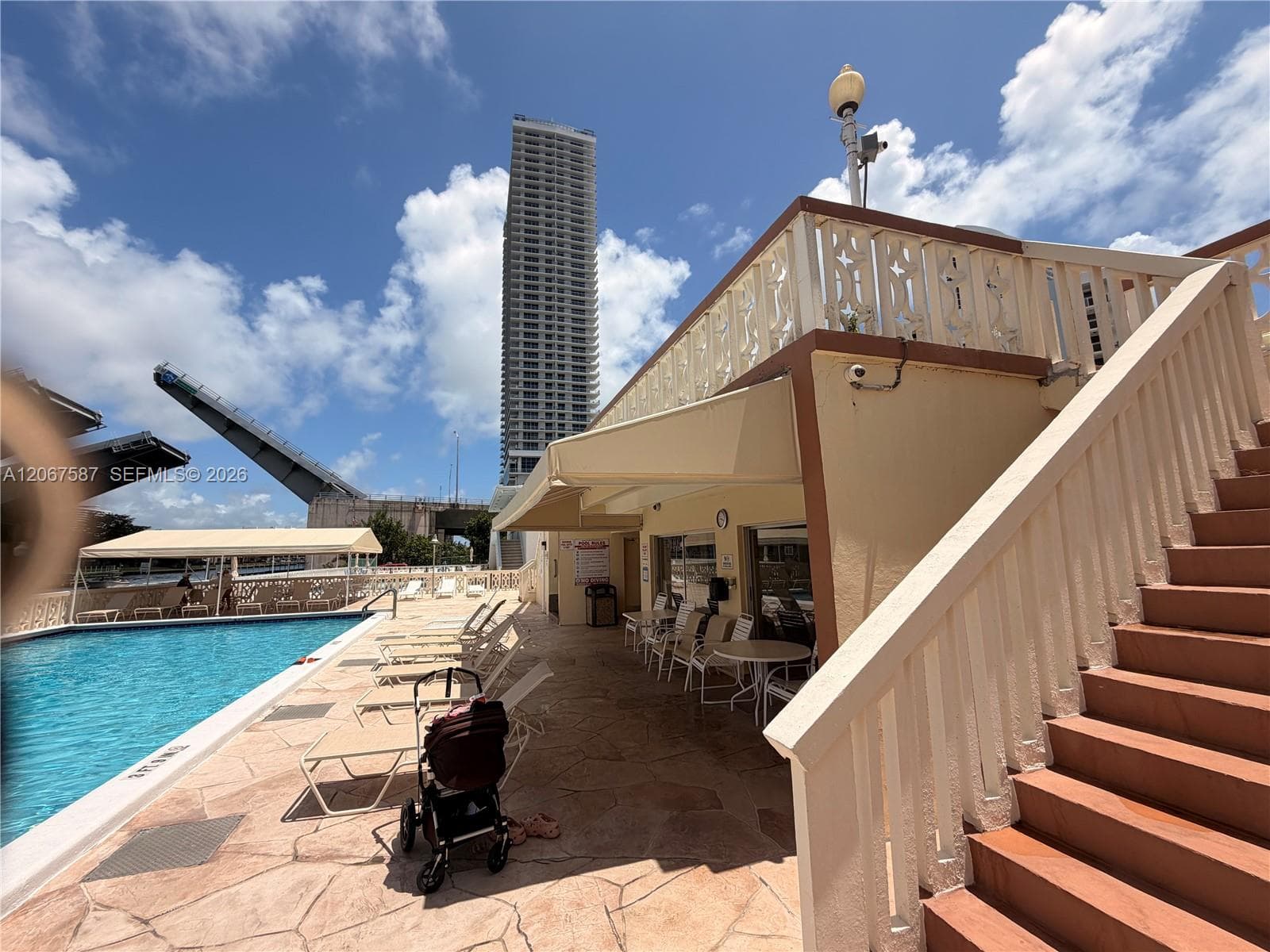 IMPERIAL TOWERS CONDO · #607 in Hallandale Beach - Photo 26