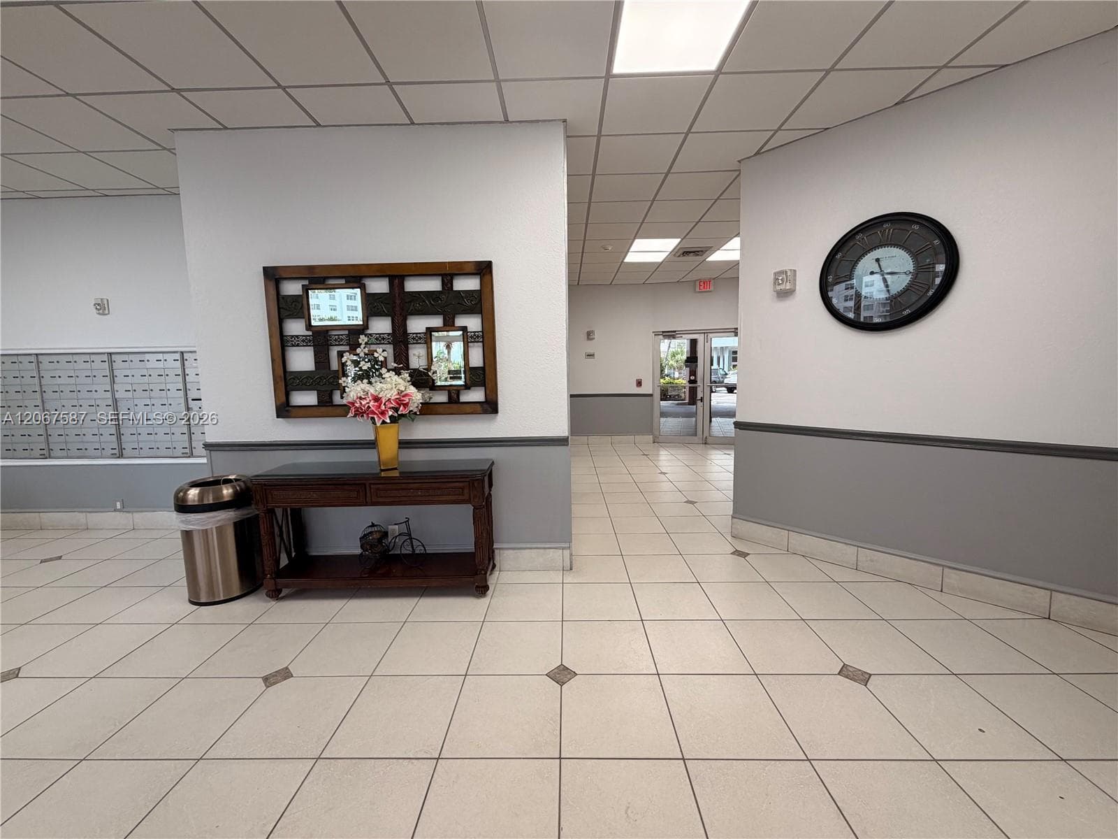 IMPERIAL TOWERS CONDO · #607 in Hallandale Beach - Photo 22