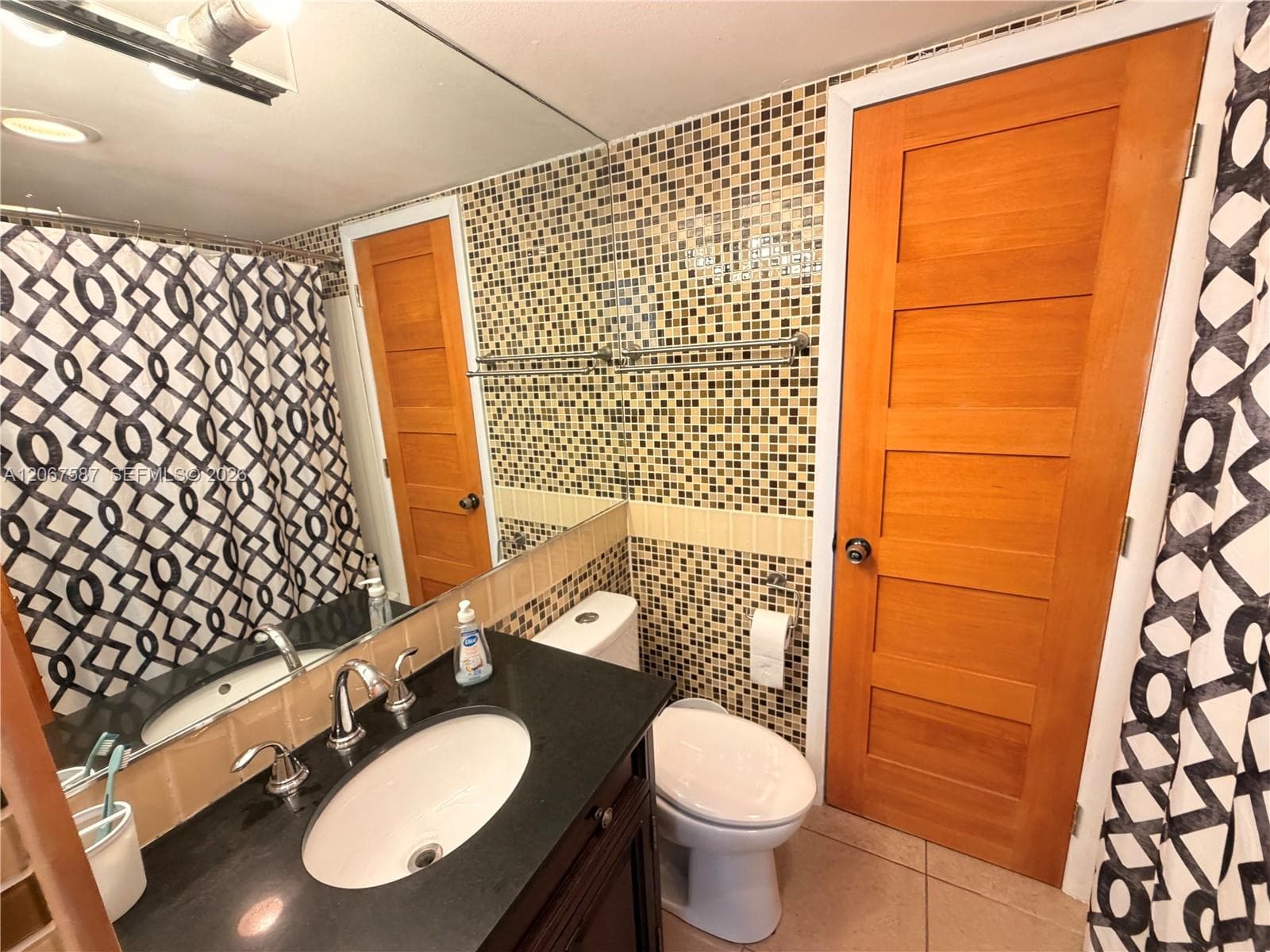 IMPERIAL TOWERS CONDO · #607 in Hallandale Beach - Photo 20