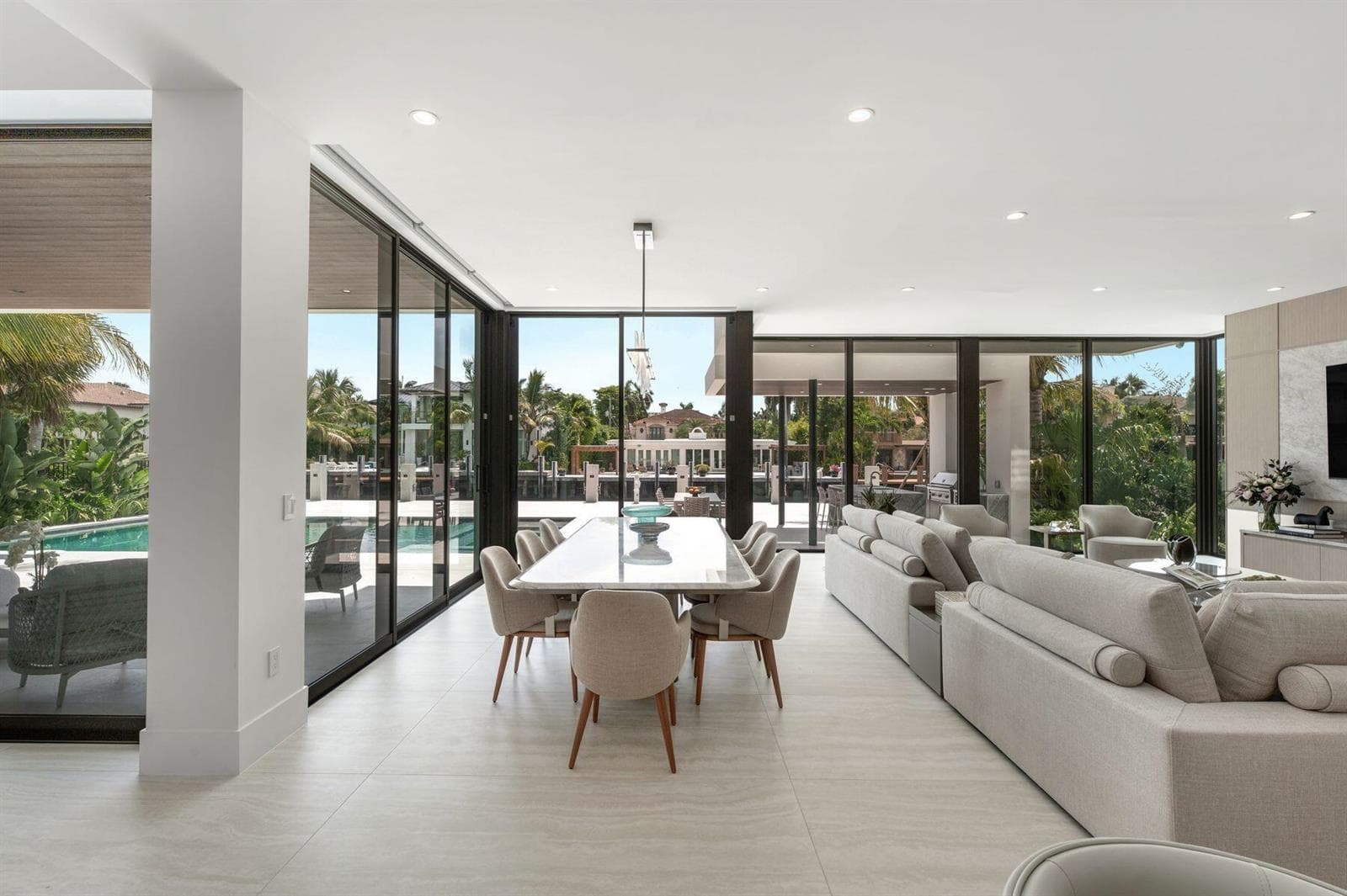 Control4 Smart-home, Lutron lightting