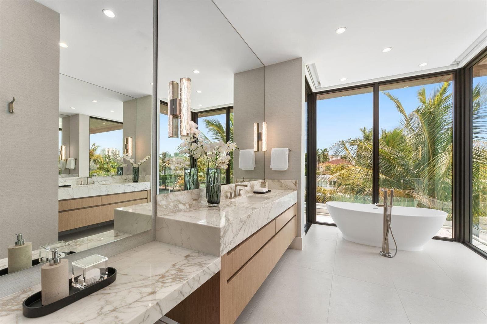Luxurious Natural Stone Countertops