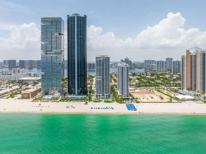 MILLENNIUM CONDO · #1001 in Sunny Isles Beach - Photo 14