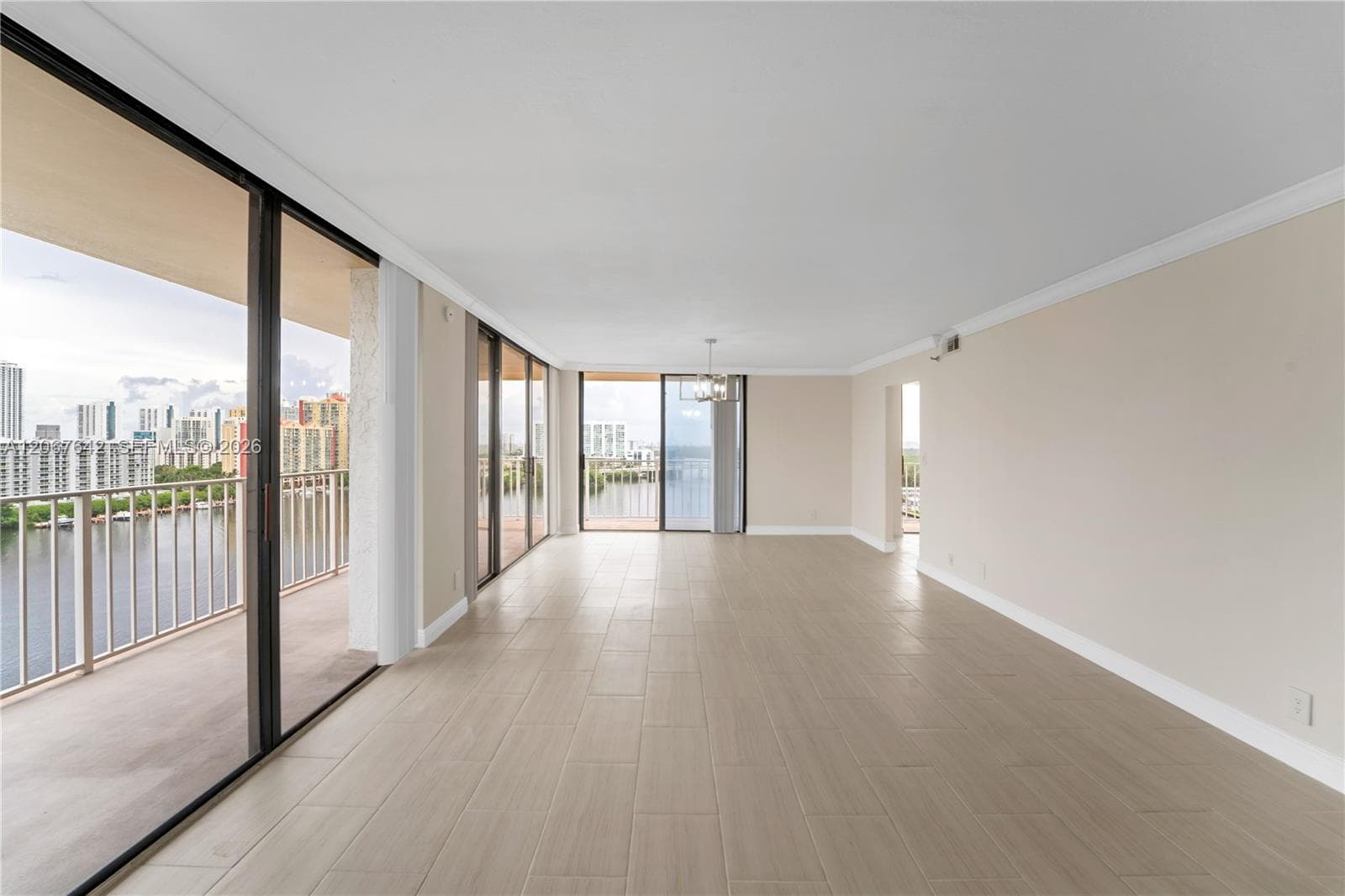 WINSTON TOWERS 700 CONDO · #1519 in Sunny Isles Beach - Photo 17