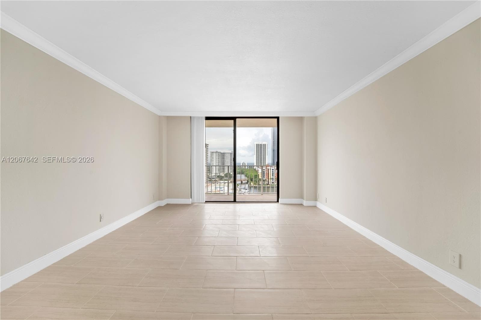 WINSTON TOWERS 700 CONDO · #1519 in Sunny Isles Beach - Photo 3