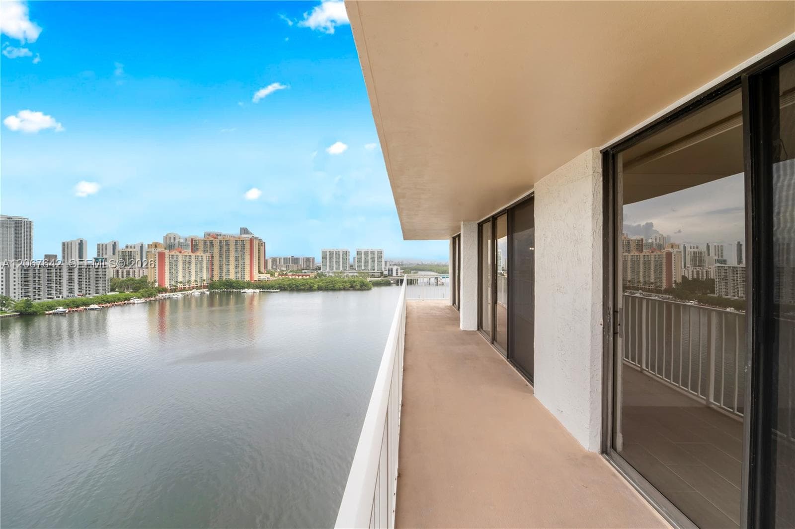 WINSTON TOWERS 700 CONDO · #1519 in Sunny Isles Beach - Photo 36