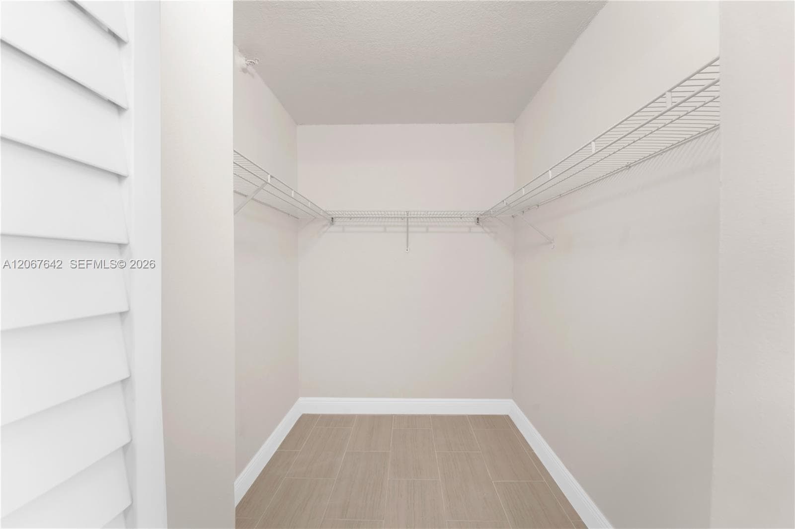 WINSTON TOWERS 700 CONDO · #1519 in Sunny Isles Beach - Photo 28