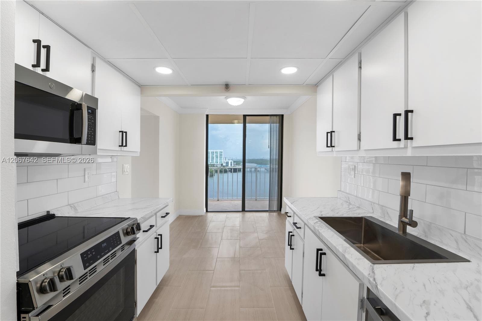 WINSTON TOWERS 700 CONDO · #1519 in Sunny Isles Beach - Photo 14