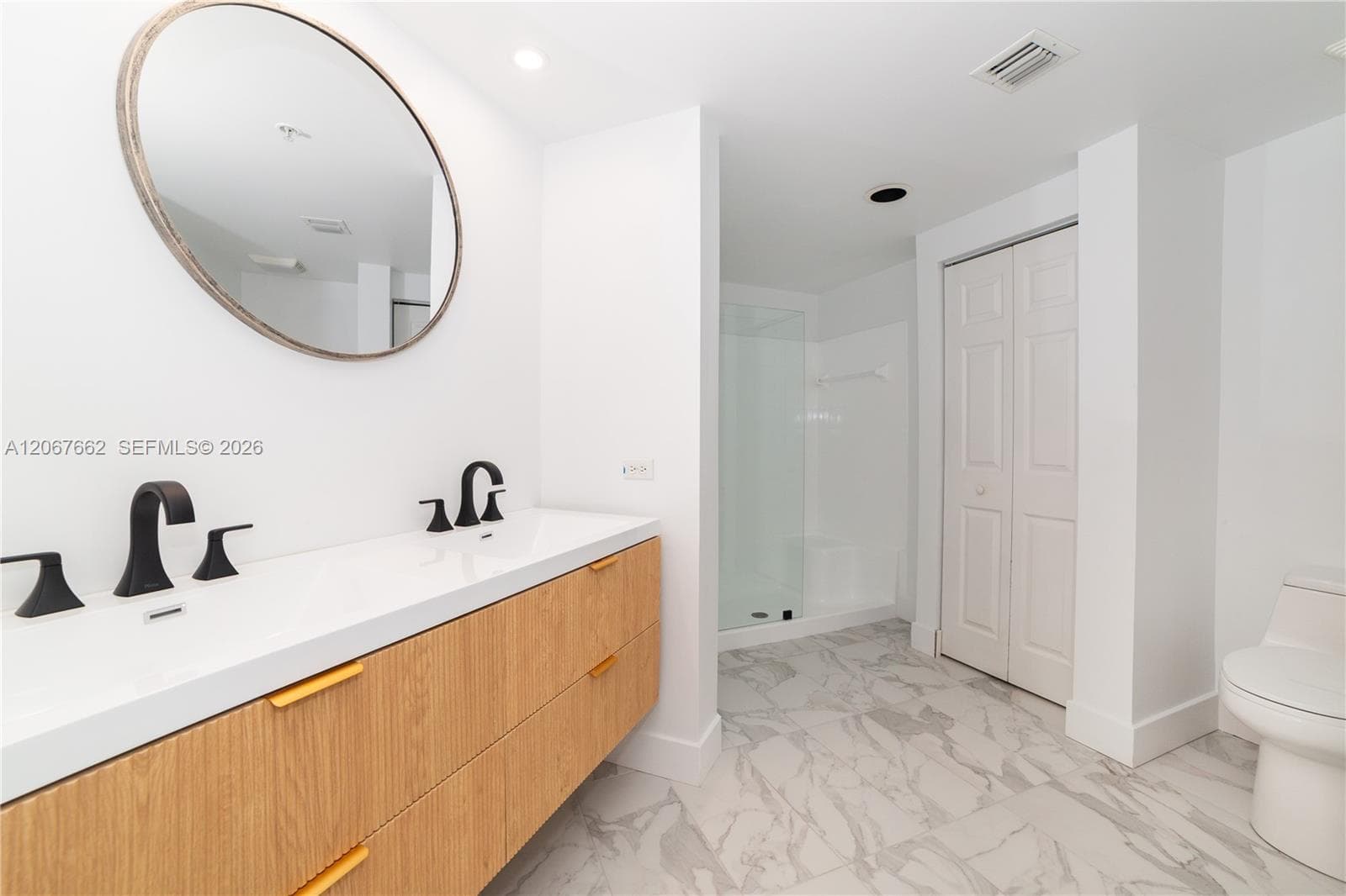 Porto Bellagio · #3410 in Sunny Isles Beach - Photo 16