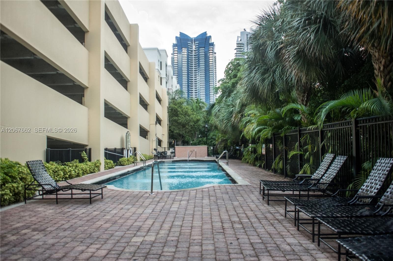 Porto Bellagio · #3410 in Sunny Isles Beach - Photo 51