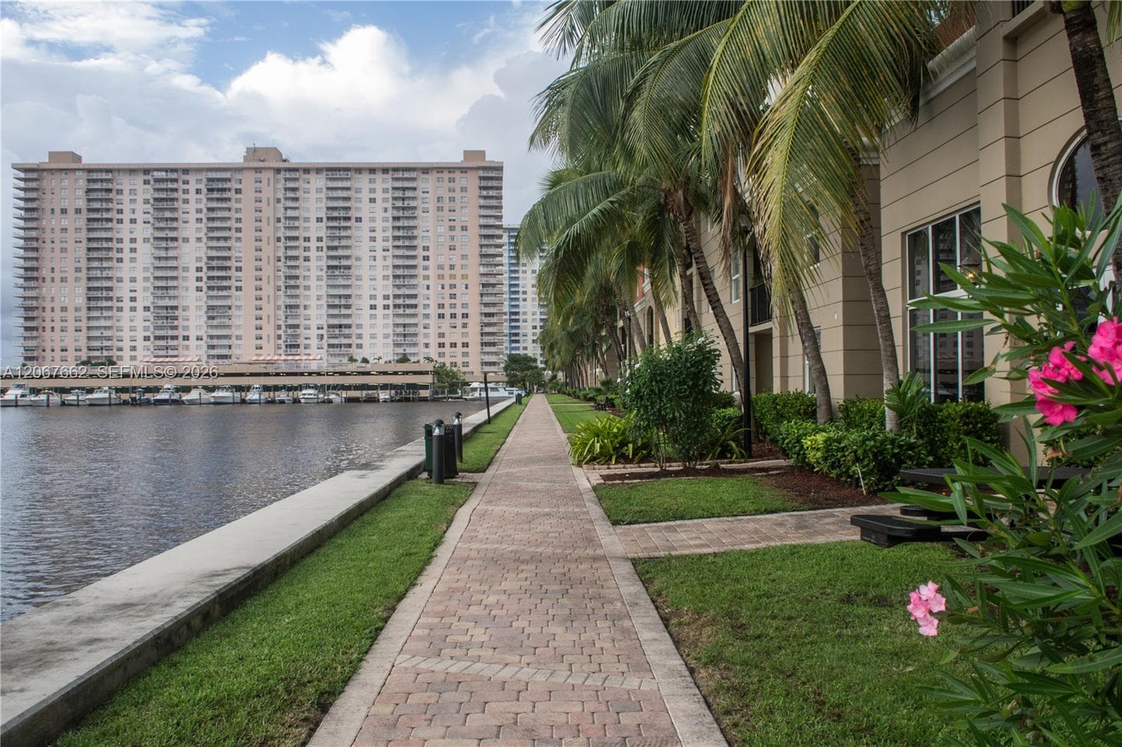 Porto Bellagio · #3410 in Sunny Isles Beach - Photo 55