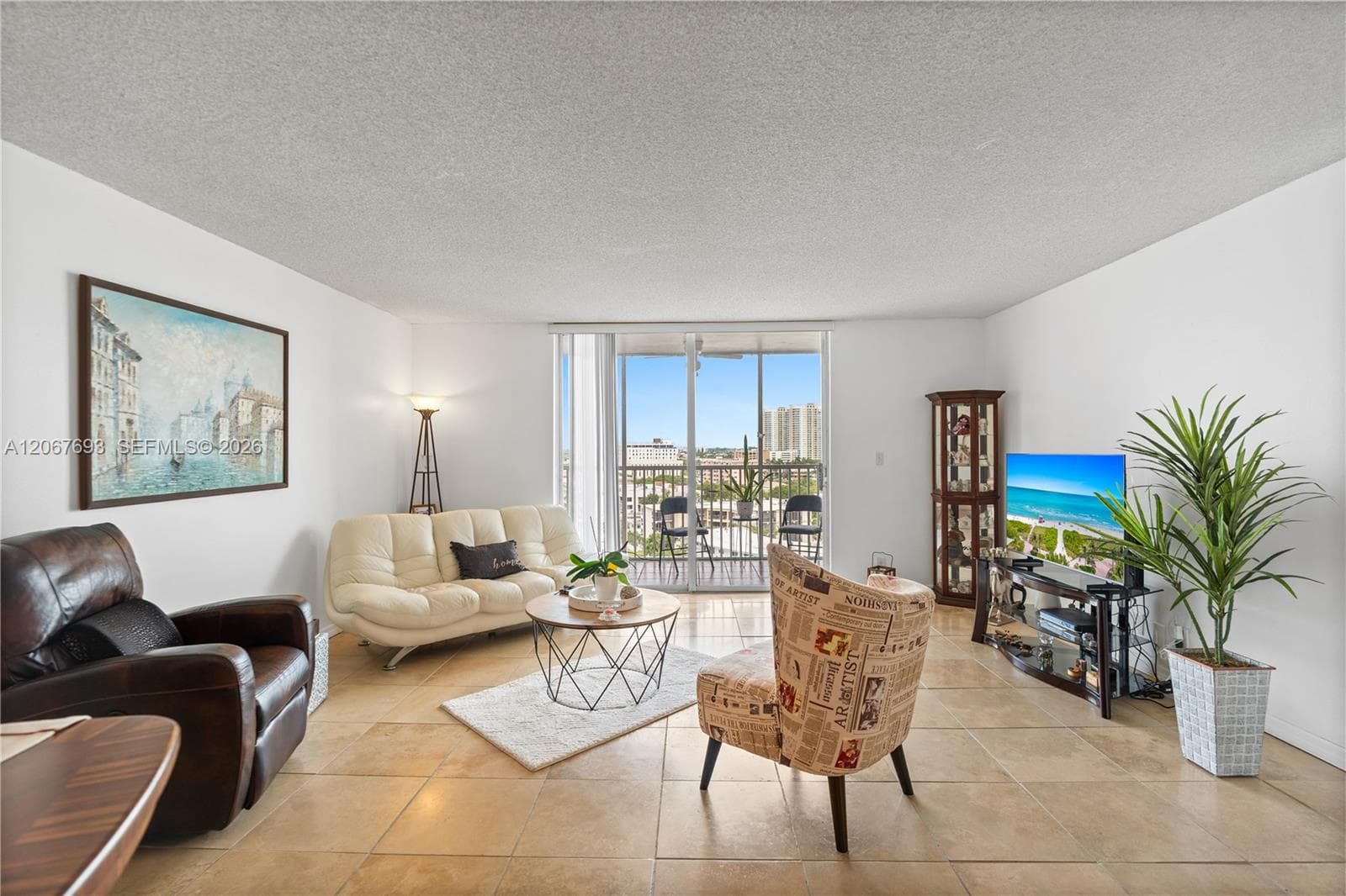 LAKE POINT TOWER · #1109 in Hallandale Beach - Photo 12