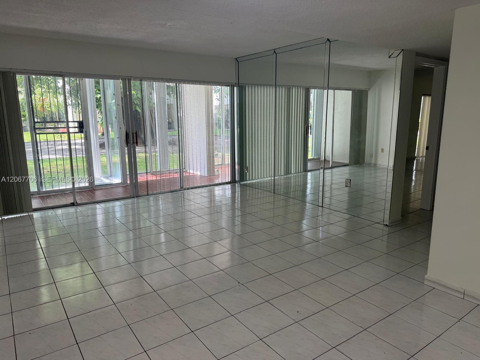 LA ARBOLEDA CONDO · #36 in Miami - Photo 1
