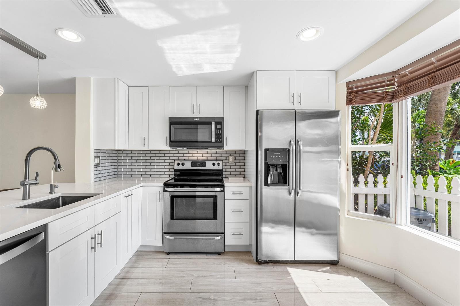 010-2503Northeast15thStreet-PompanoBeach