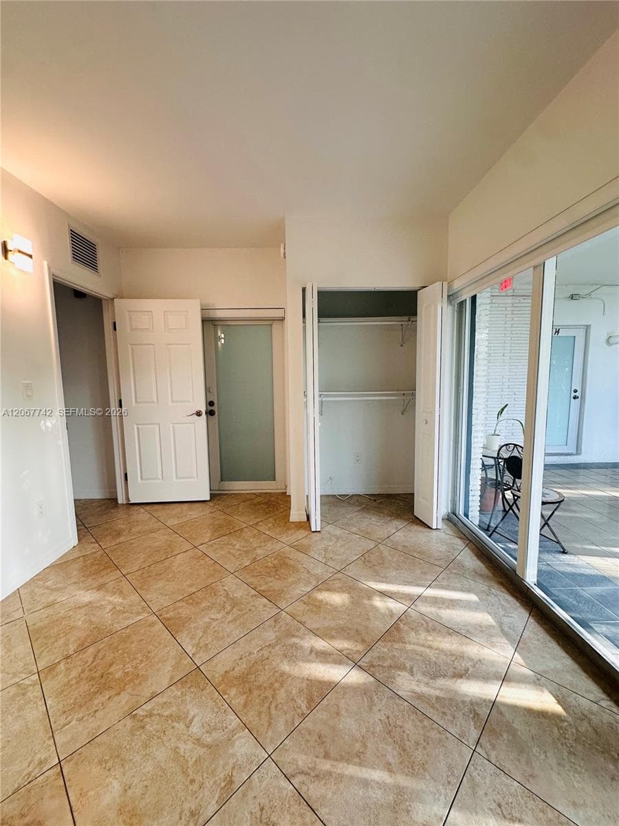 OCEANSIDE SEC ISLE OF NOR · #12 in Miami Beach - Photo 23