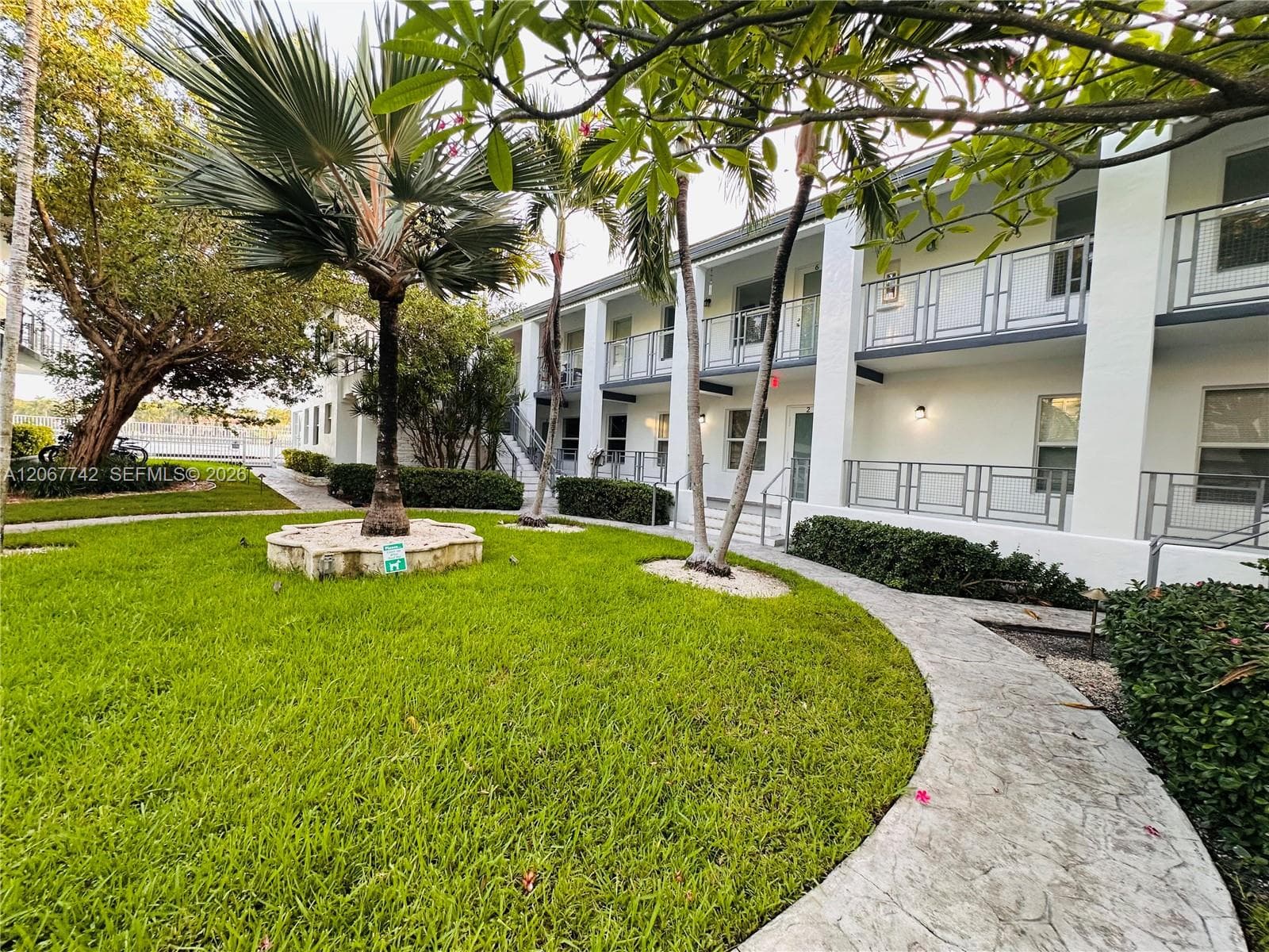OCEANSIDE SEC ISLE OF NOR · #12 in Miami Beach - Photo 37