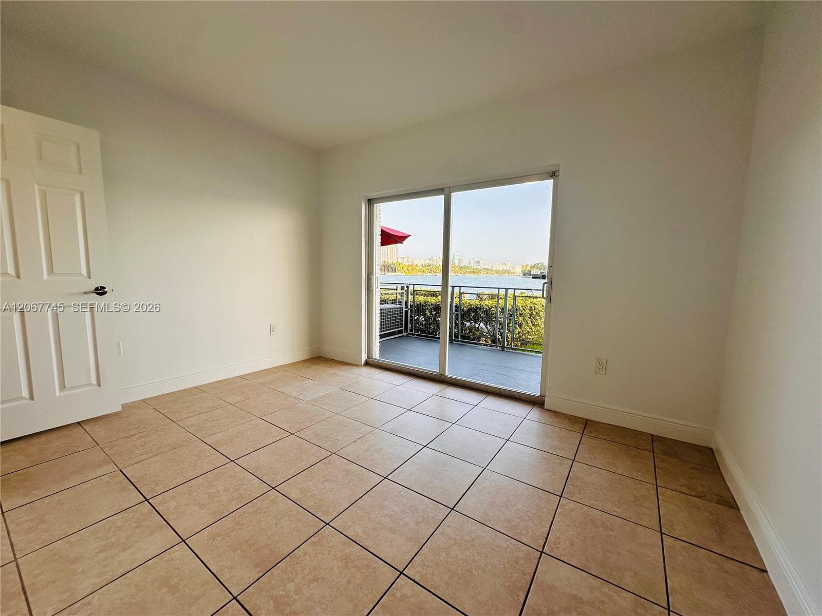 OCEANSIDE SEC ISLE OF NOR · #7 in Miami Beach - Photo 18