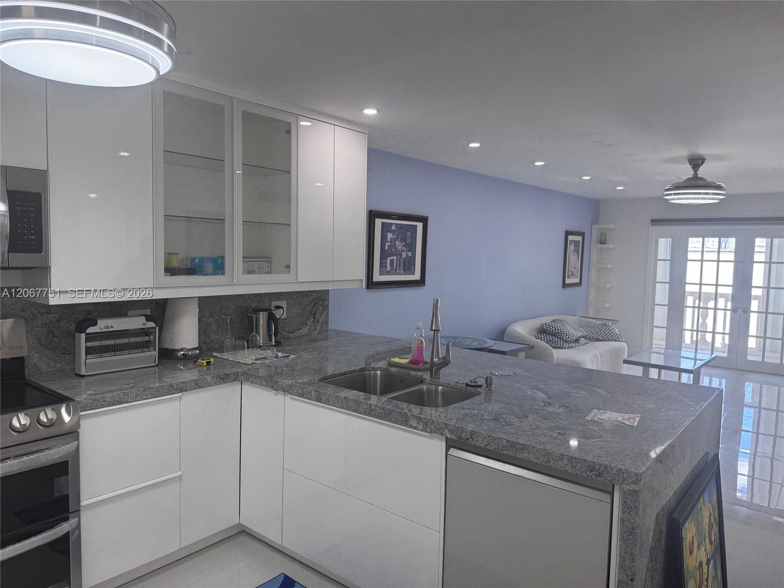 FOURTH GULFSTREAM GARDEN · #223 in Hallandale Beach - Photo 10