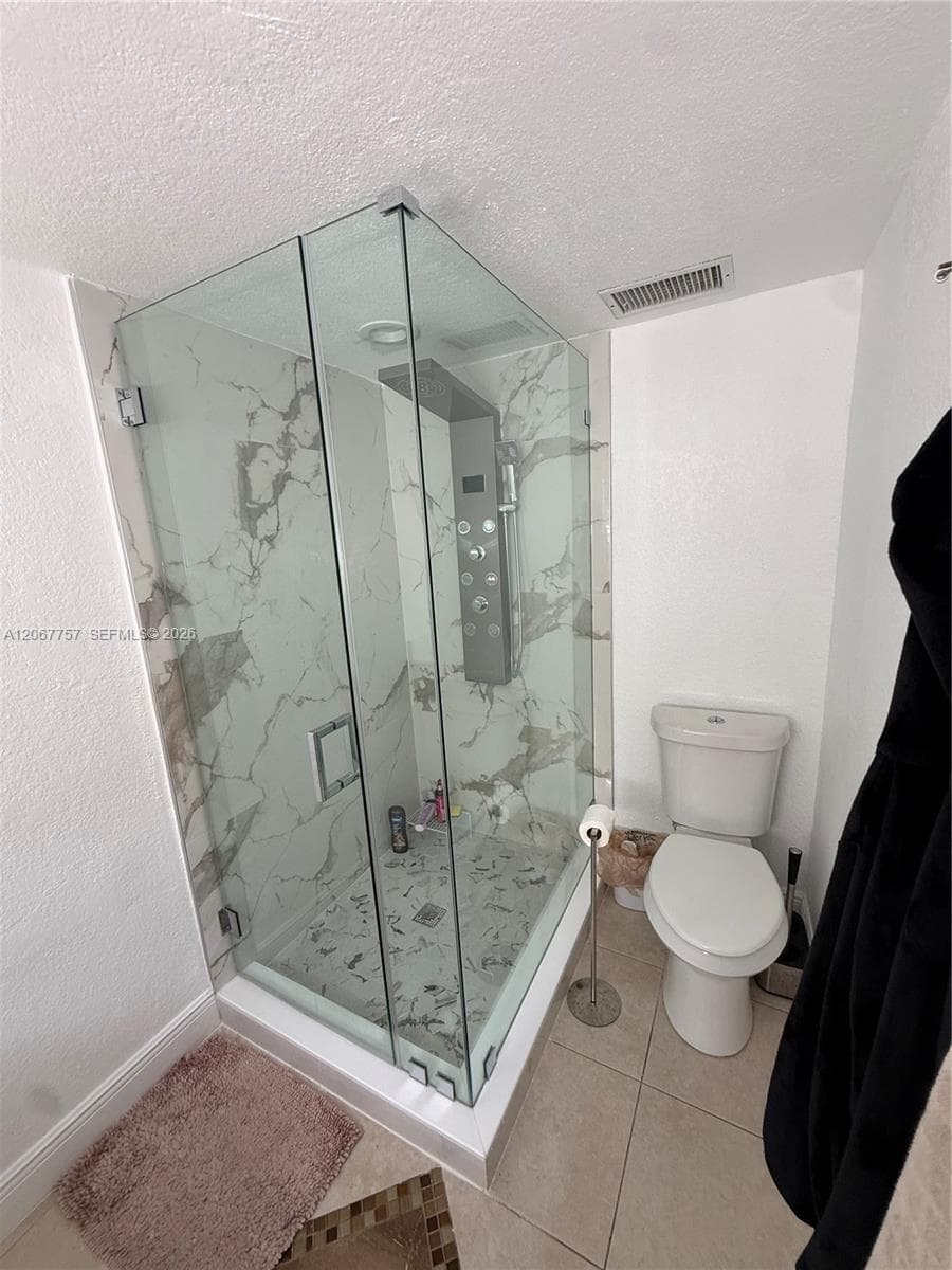 Main Suite Bath