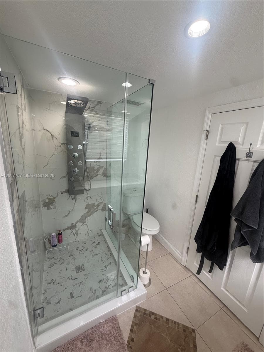 Main Suite Bath