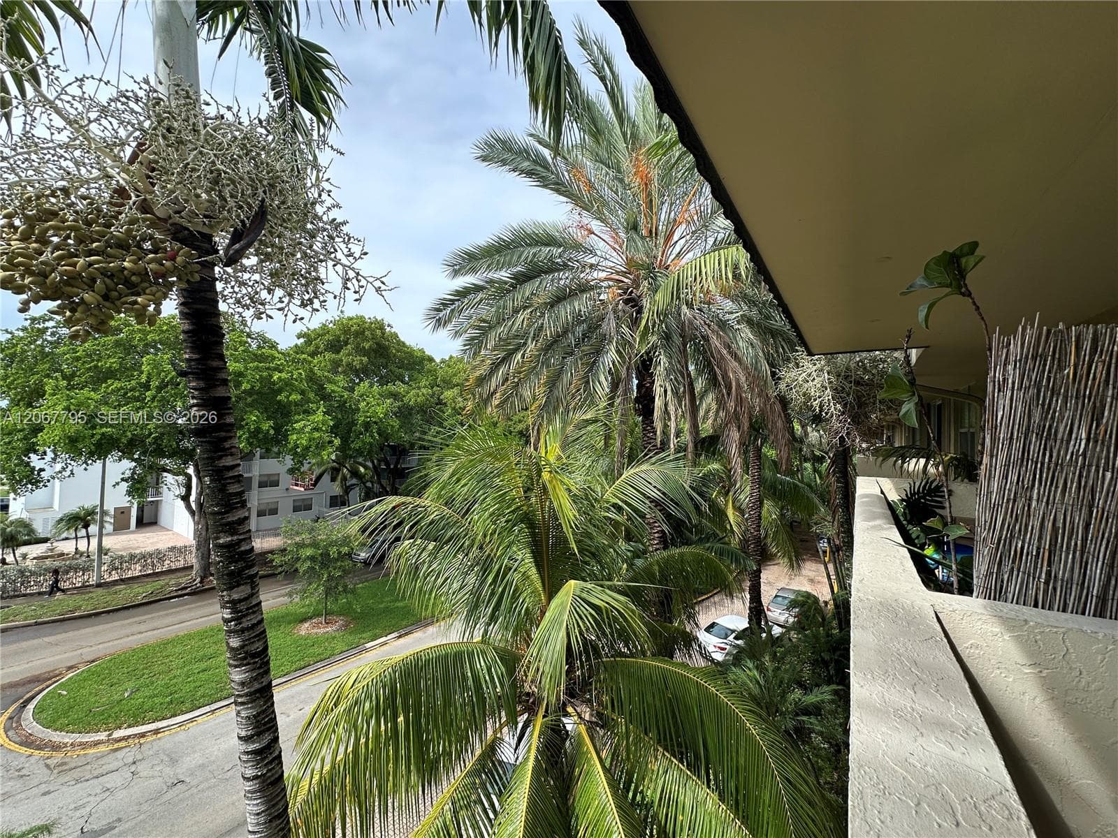 BAYVIEW PALMS CONDO · #426 in North Miami - Photo 16