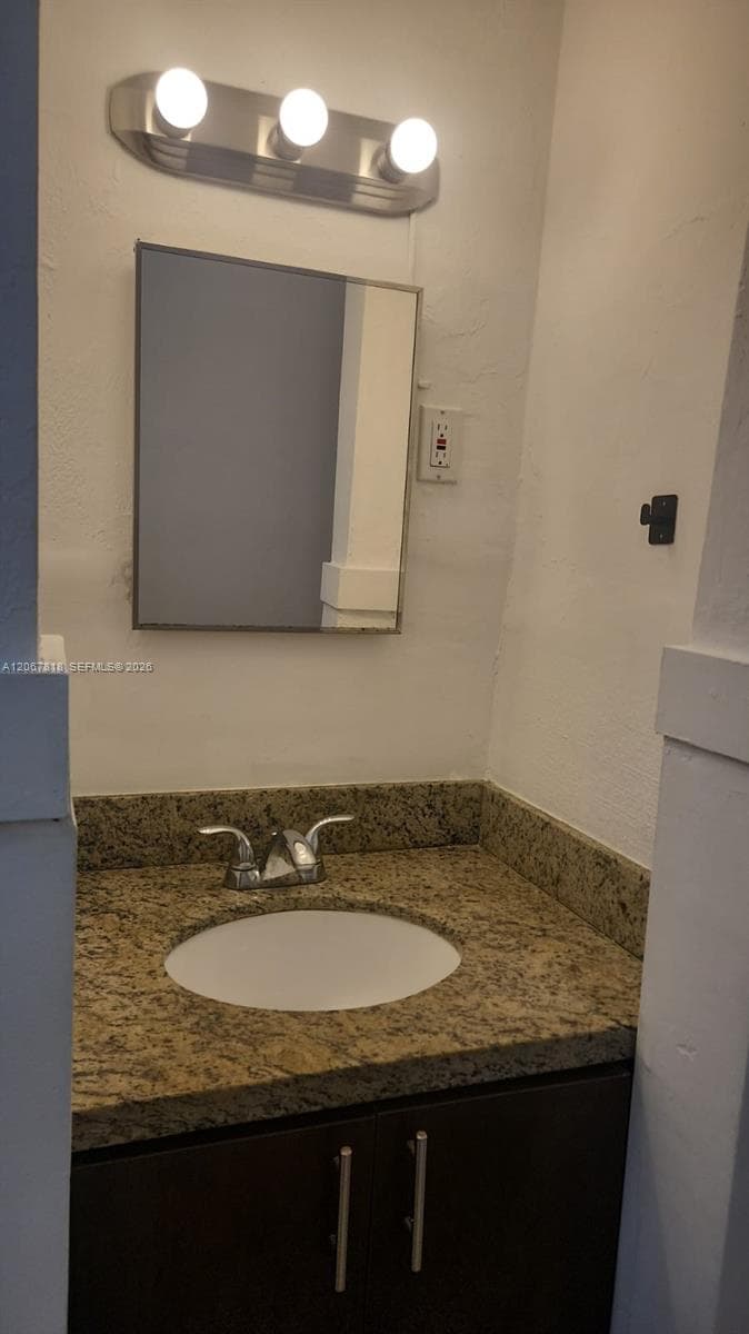 COLONIAL PLAZA CONDO · #4E in Miami - Photo 11
