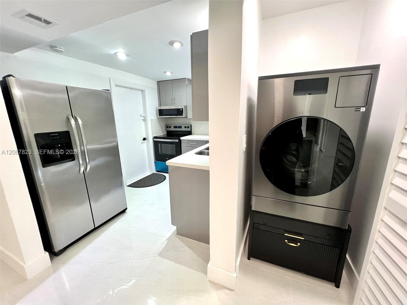 LAKEWOOD VILLAS CONDO · #C211 in Miami - Photo 12