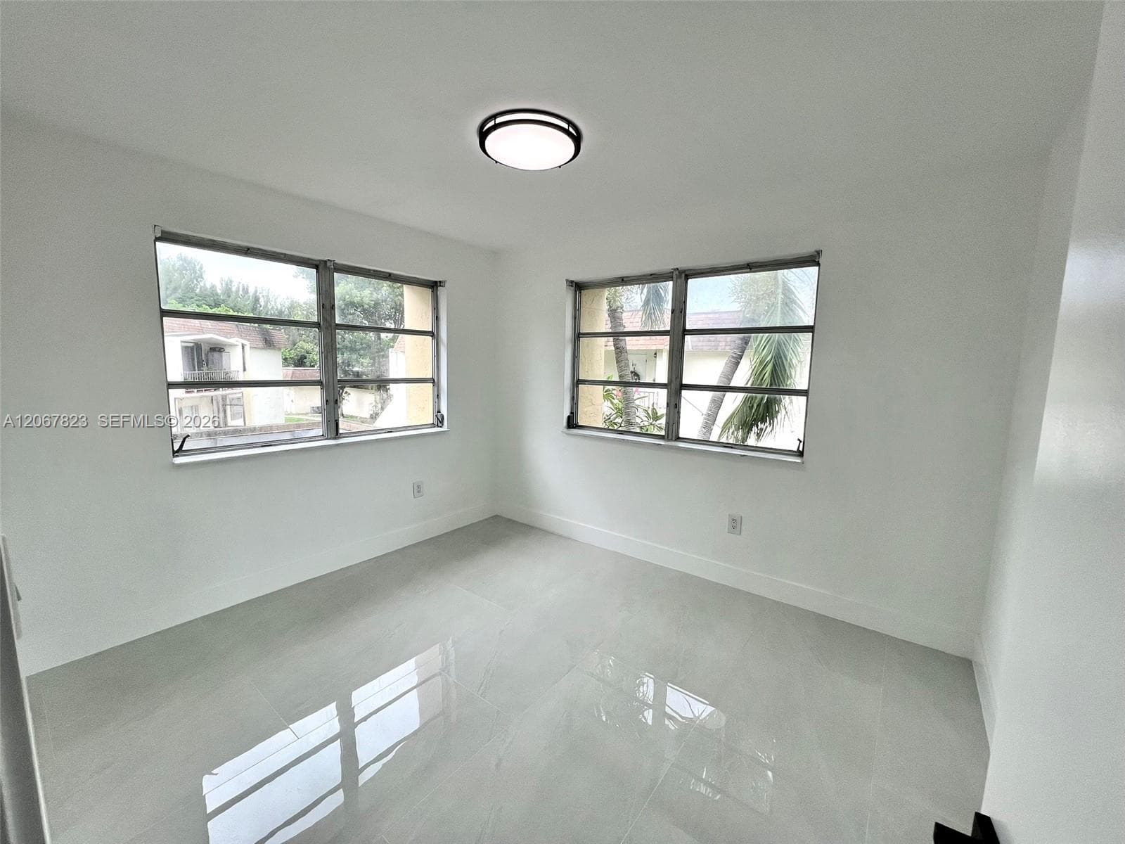 LAKEWOOD VILLAS CONDO · #C211 in Miami - Photo 32