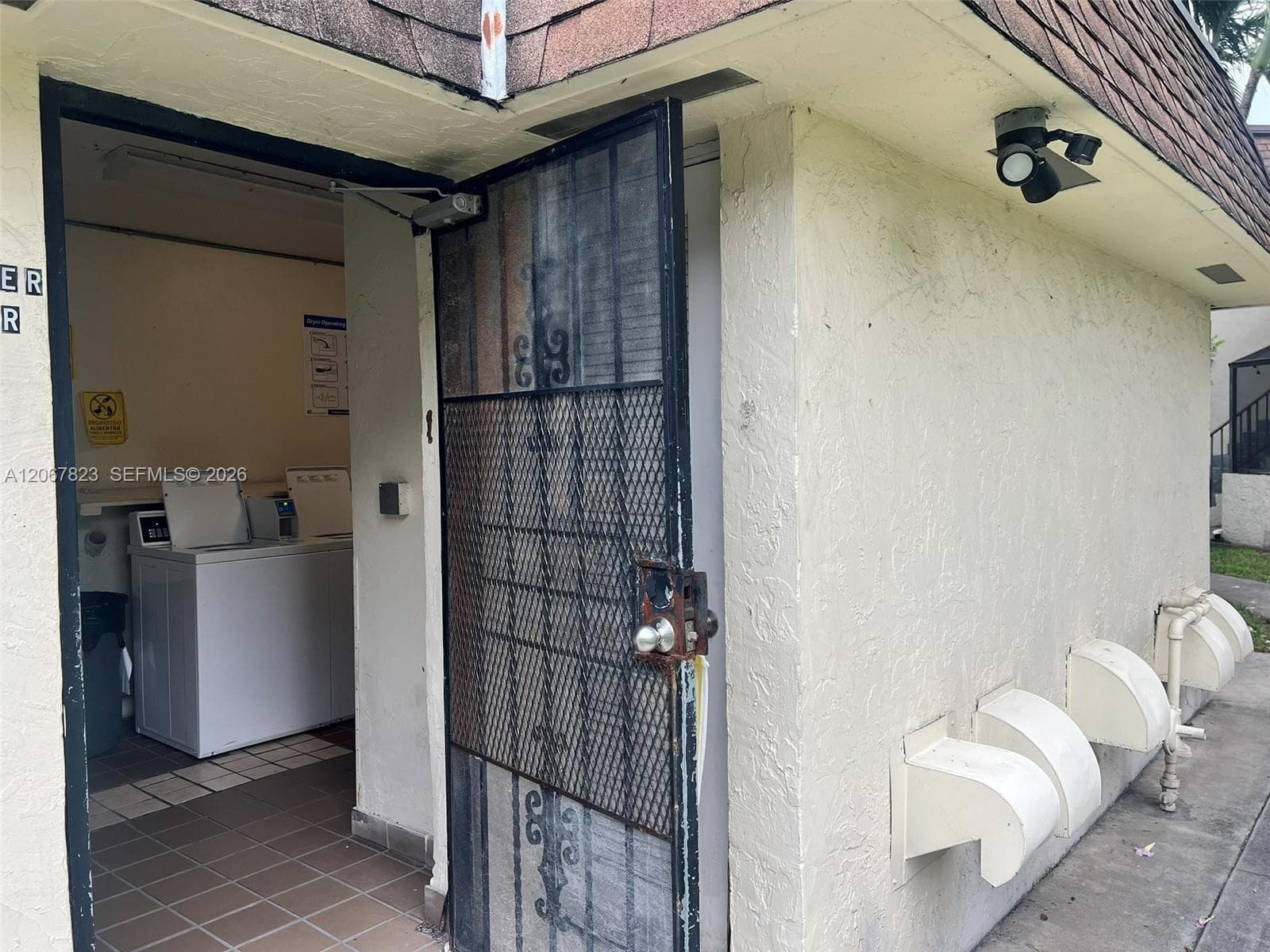 LAKEWOOD VILLAS CONDO · #C211 in Miami - Photo 55