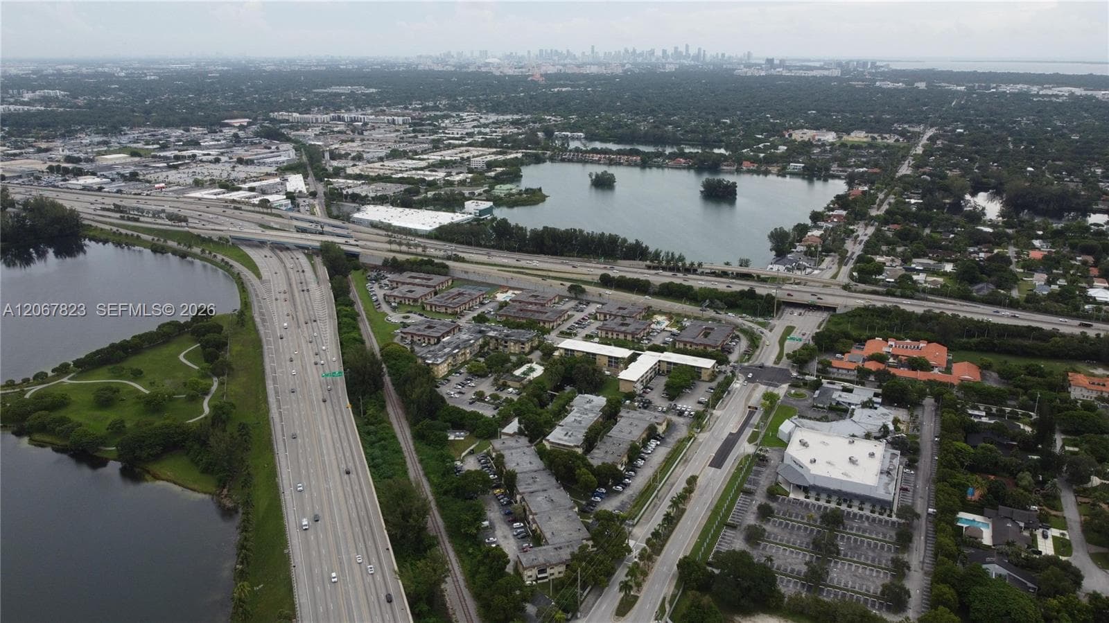 LAKEWOOD VILLAS CONDO · #C211 in Miami - Photo 60