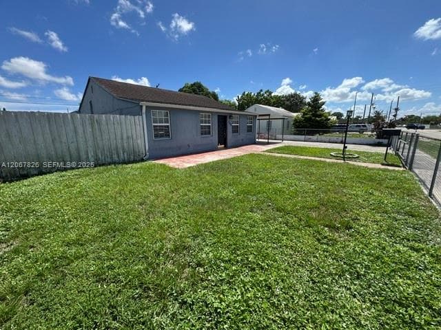 740 SE 4th Pl photo 5