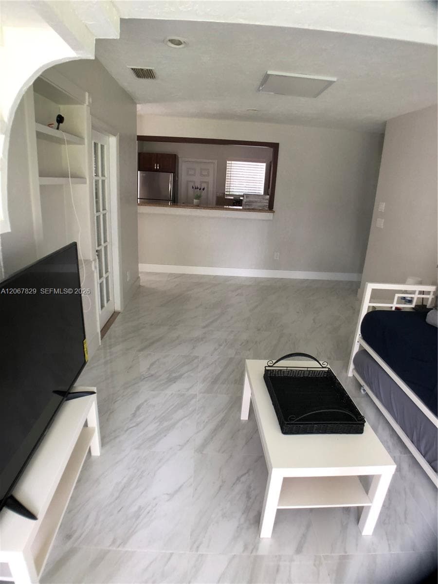 2111 Monroe Ter #N/A photo 10