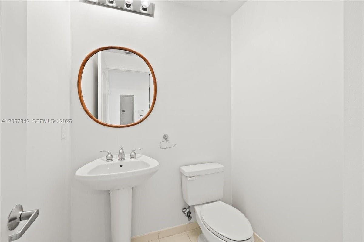 ONE CITY PLAZA · #1021 in West Palm Beach - Photo 10